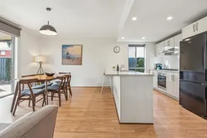 Spacious Family 3BR Townhouse by Park • Free WiFi & Parking Close CBD - Image 2