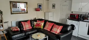 A quiet comfortable stay in the heart of Wales - Image 3