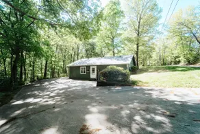 Wooded Cottage Minutes from Downtown Rogers - Image 3