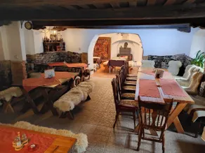 Luxury 2-room Hunter's Suite at the Úsobí Castle - Image 4