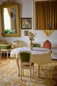 Luxury 2-room Hunter's Suite at the Úsobí Castle - Image 2