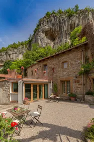 Under the rock-jacuzzi-400y stone property - Image 5