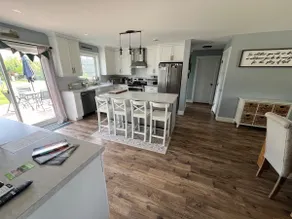 4BR Island Home w/ private sauna, gym & trails - Image 2
