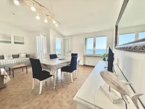 Rosanna, terrace facing the sea and 2 parking spaces - Image 2