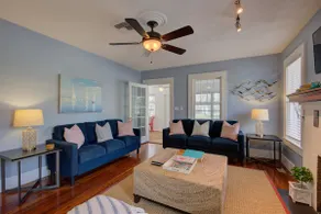 Dunedin Cottage downtown 915 - Image 2
