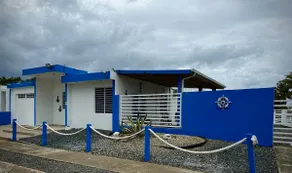 Gonzalez Beachfront Retreat - Image 2