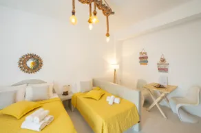 Loukas & Emma Eco Houses - Image 4