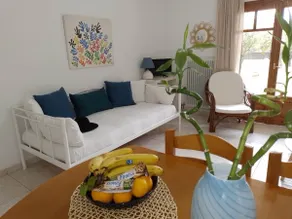 Small Theater Apartment - Image 2