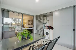 Parkview 2BR Apt | Free Parking + WiFi - Image 2
