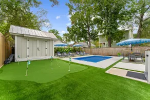 Park Circle Paradise - Pool, Putts & 3 King Suites - Image 3