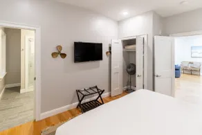 Spacious Top Floor Apartment, St. Mary Church View - Image 4