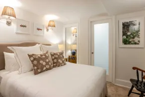 Historic Georgetown from a Bright English Basement - Image 5