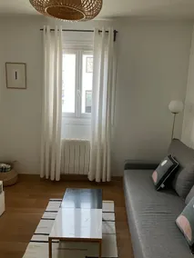 Beautiful 2 rooms 36 m2 ideally located in Charenton - Image 2