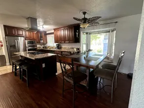Spacious, quiet resort style home - Image 3