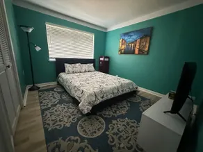 Spacious, quiet resort style home - Image 4