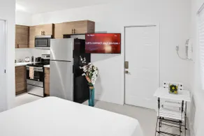 Miami Designer Studio in the Upper East-Side #6 - Image 2