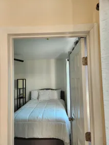 Bright cozy apartment - Image 3