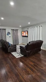 Modern & Spacious 3bed 2bath Oasis - Image 3
