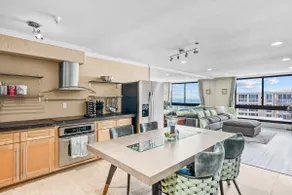 Oceanfront/Oceanview Modern and Comfy Condo - Image 3