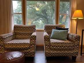 Pine Lake Getaway: Little Red House in the Woods - Image 4