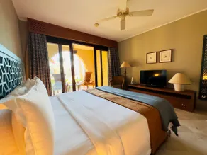 Tranquil Luxury Flat - Four Seasons Resort - Image 5