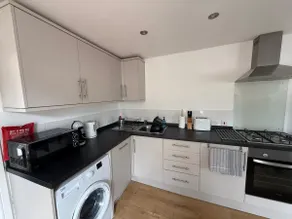 59a Whitstable - 1 Bedroom Flat with Balcony - Image 5
