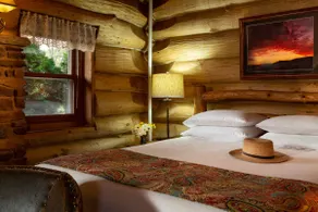 A Family Size Log Cabin in Leon Valley - Image 3