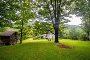Spacious Catskills Farmhouse on over 5 acres! - Image 5
