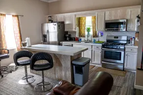 Peaceful Paradise 3BR Cottage Getaway - Image 3