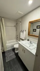 Cozy, newly decorated, charming, private apartment - Image 4
