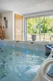 Exceptional 5* property with hammam/pool/jacuzzi - Image 5