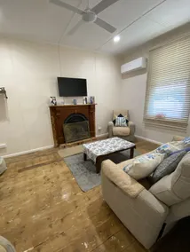Relaxing on Vale: Historic Nagambie home with WIFI - Image 3