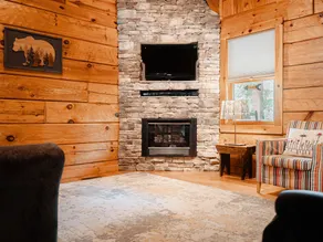 ”New River Haven”- A Secluded Retreat On New River - Image 5