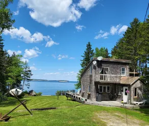 Cottage by the sea private oceanfront shoreline - Image 2