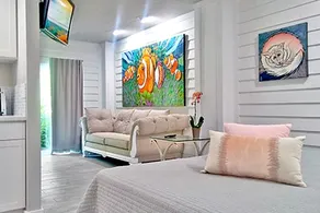 Art Studio Space – Quiet – Walk to Beach - Image 5