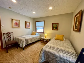 Private Suite 2BR 2BA near MSU Stadium - Image 4