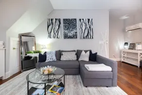 Quiet, Comfy and Stress Free Studio - Image 3