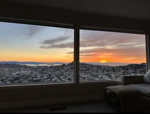 Noe Valley home,VIEWS,3BR+2BA, Garage,EV Charging - Image 2