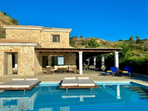 Villa Kalypso Infinity Pool Villa - Image 3