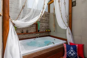 Nature House - Whirlpool and mini-bar for two - Image 2