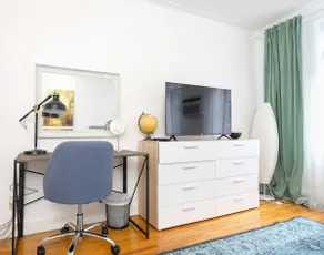★ HIP NYC STUDIO W/sleeping loft-central location★ - Image 5