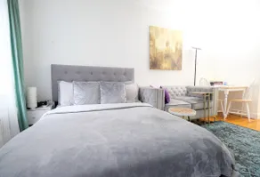 ★ HIP NYC STUDIO W/sleeping loft-central location★ - Image 4