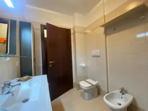 Chicco Light - Appartamento low cost per soggiorni brevi Vercelli Wi-Fi - Cinelli Apartment - Image 3