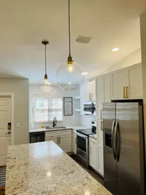 Single Story Townhouse Haile Village/King Bed/Deck - Image 2