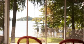 Enjoy Lake Bruin at The Salty Dog - Image 5