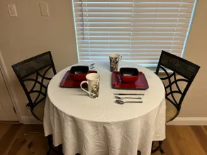 Cozy Downtown Martinez Apartment 2B/1BA - Image 5