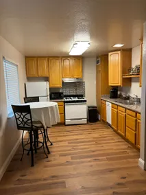 Cozy Downtown Martinez Apartment 2B/1BA - Image 4