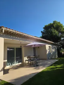 Provençal Escape: Villa with Pool and Garden - Image 2