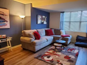 Dwntwn 1BR/Pool/Gym/Parking/Hi-Speed WiFi/King Bed - Image 3