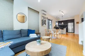 Modern 3BR | Walk to Lake, Light Rail & Dining - Image 4
